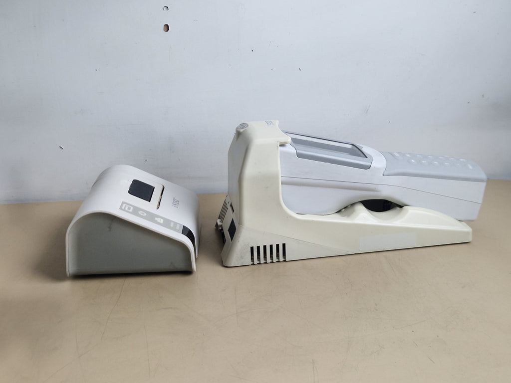 Abbott i STAT 1 Analyser Model 300 with printer and simulator istat + BN battery3