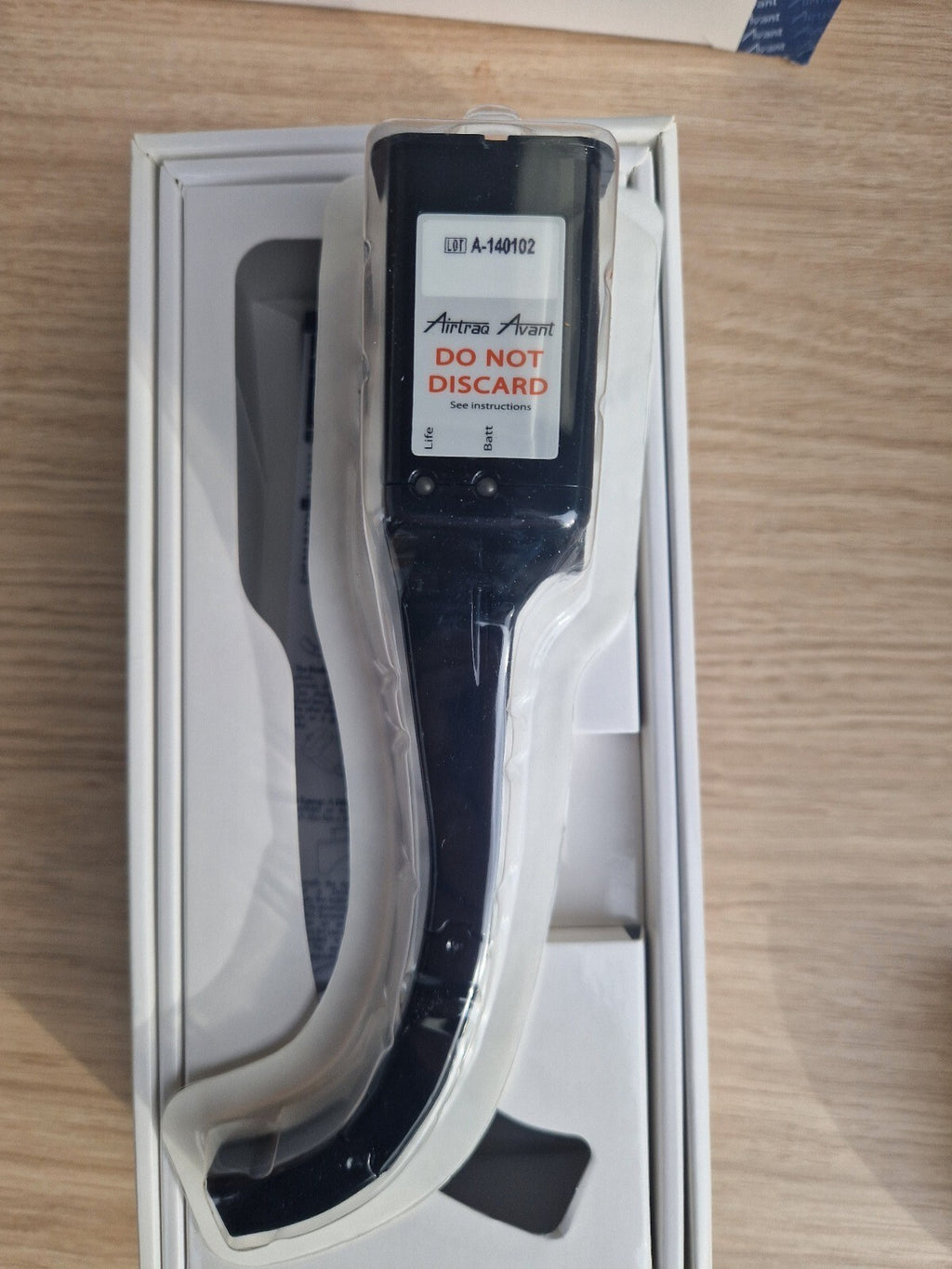 airtraq avant visulation video laryngoscope with docking  station and 23 slave2