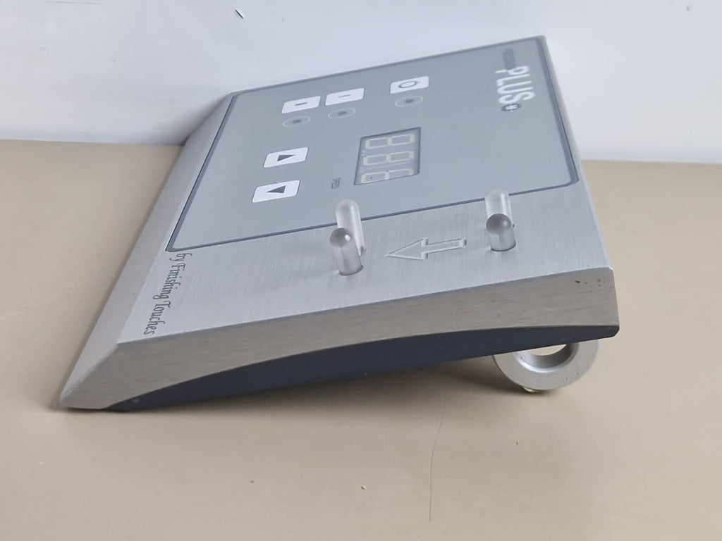 precision plus M finishing touch with handpiece and footswitch5