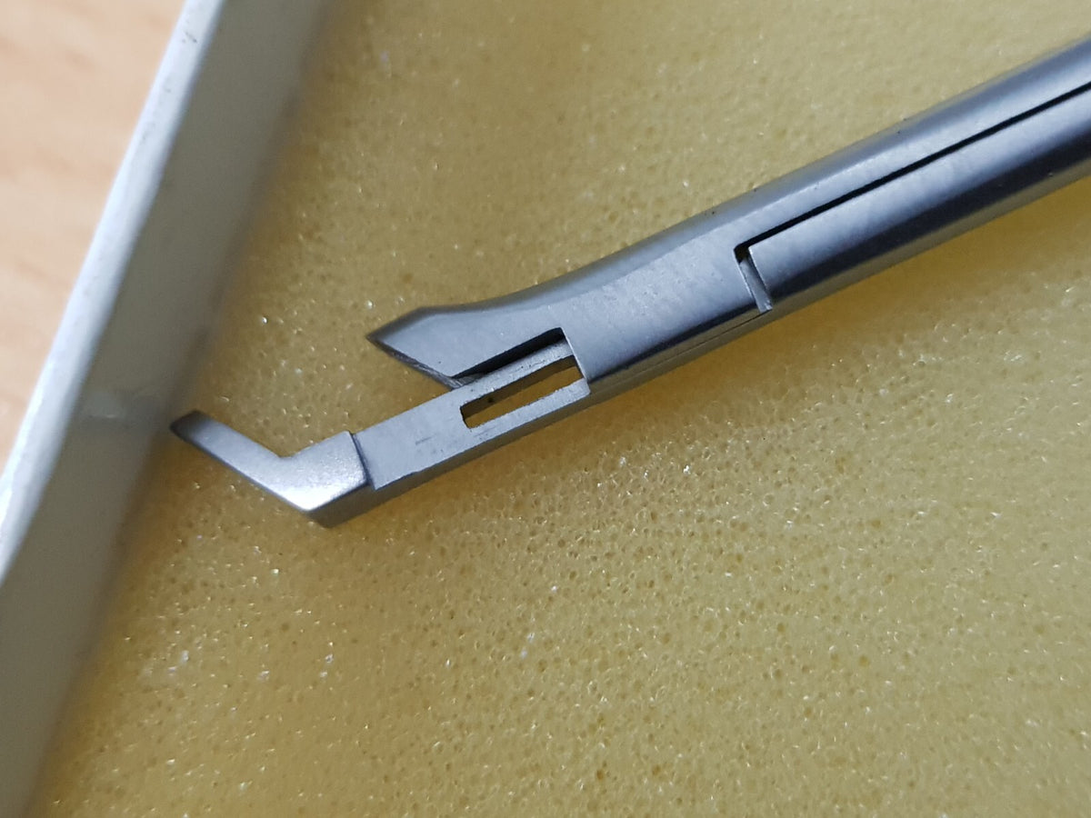 downs aesculap bateman rongeur punch 3mm bite upward ref: JJ 133 01 E3
