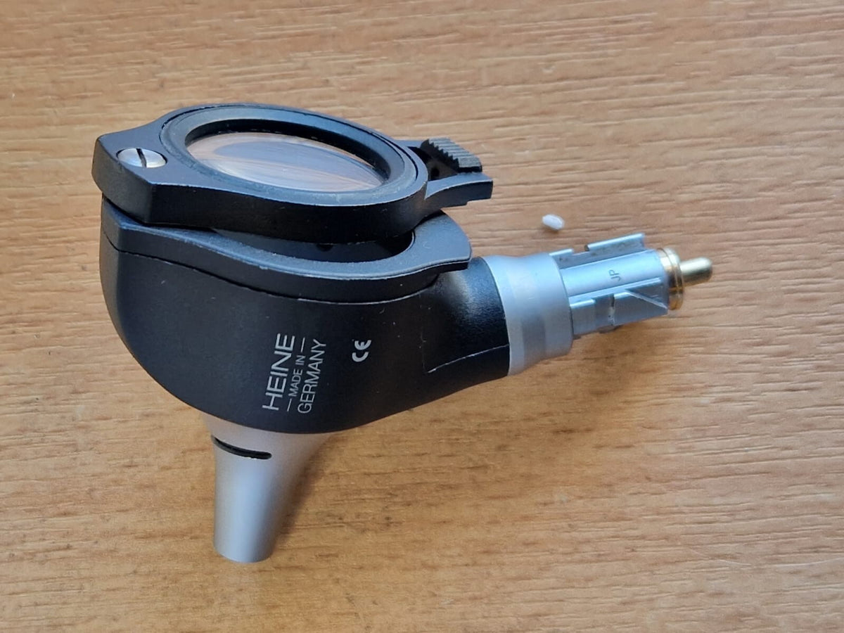 HEINE K180 ophthalmoscope with K180 beta otoscope + handle works D cell battery4