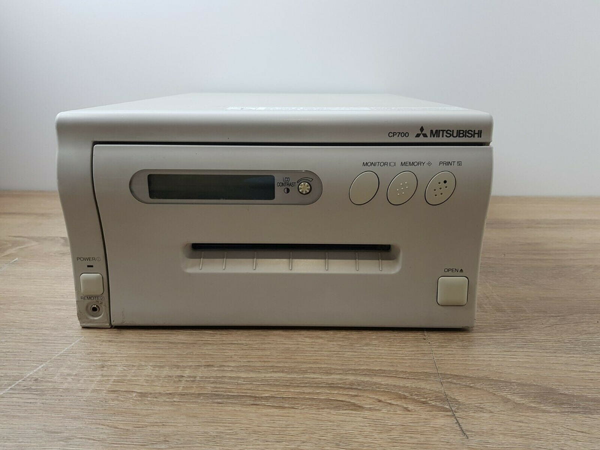 mitsubishi CP700E video color RGB SYNC printer + remote controller + spare paper3