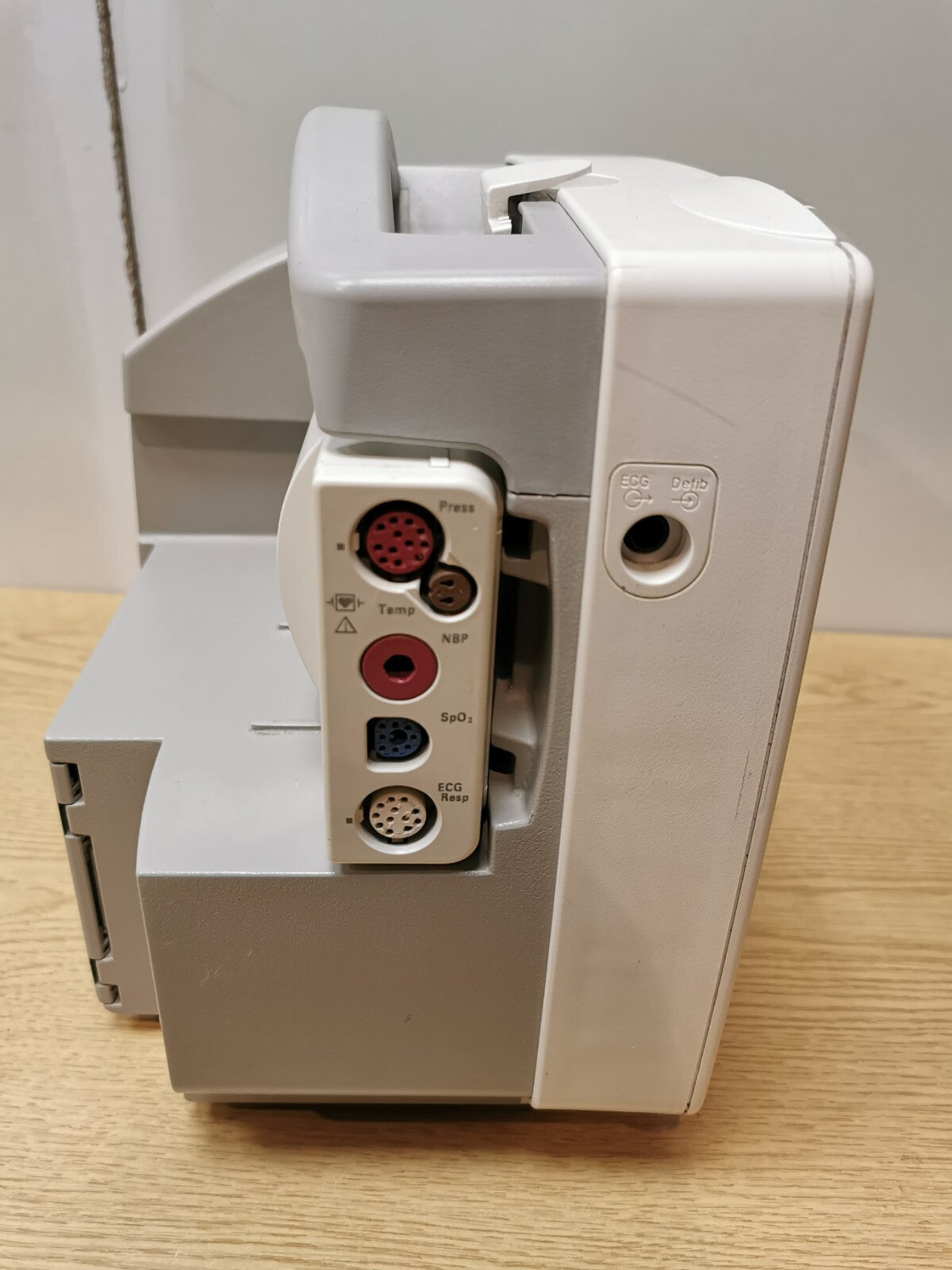philips intelliVue MP30 patient monitor M3001A module SpO2 sensor ECG NIBP cable13