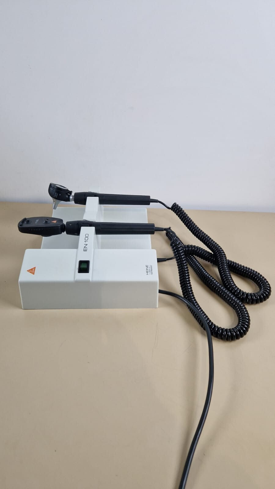 HEINE EN100 diagnostic unit with K180 otoscope with K180 ophthalmoscope heine18