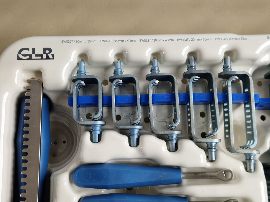 aesculap CLR caspar lumbar retractor Titanium system1
