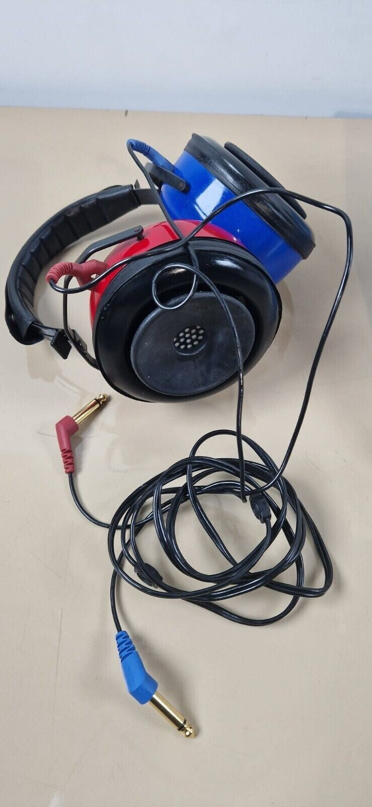 amplivox CA850 series 3 hearing tester audiometer headphone + patient responder14