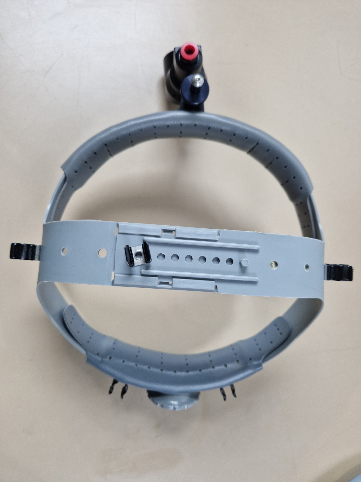 surgical headlight with light cable   guide 305 CM and twine beam light source4