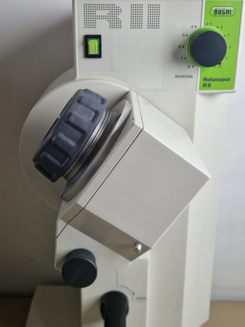 buchi rotavapor R II evaporator Rotary Evaporator1