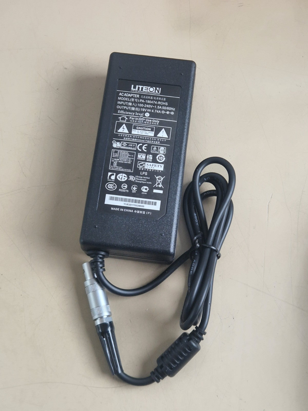 draeger drager oxylog 2000 plus ventilator drager with hose and power adapter2