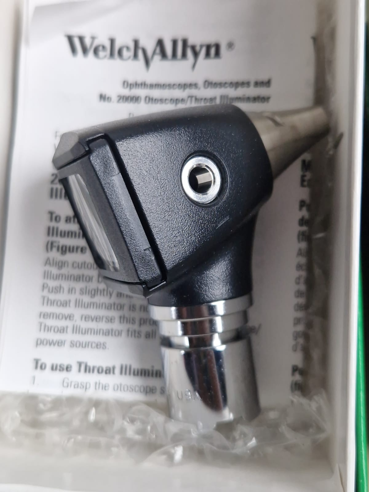 welch allyn ophthalmoscope 11720 with welch allyn 25020 diagnostic otoscope head3