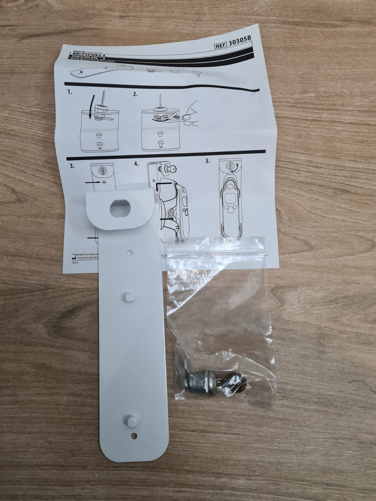 covidien kendall 303058 genius series lock locking wall mount for thermometer0