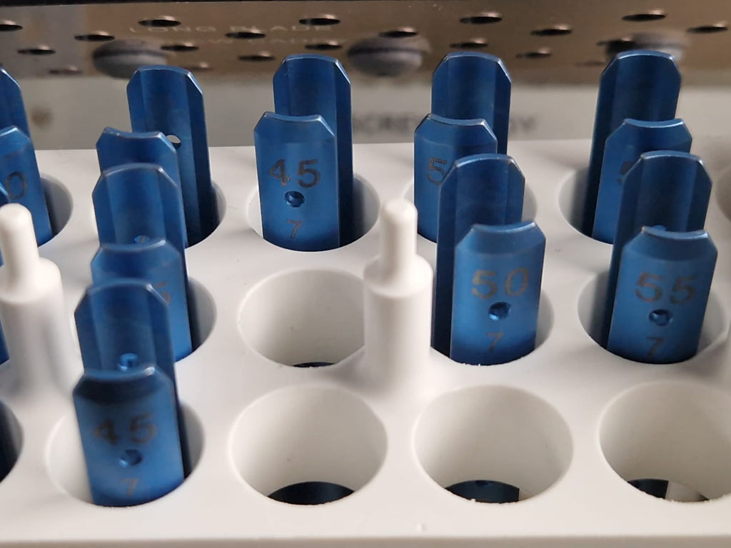 stryker ES2 Cannulated Screw 40 piece10