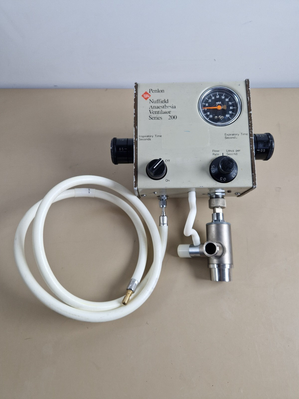 penlon nuffield series 200 ventilator with adult valve and hose0