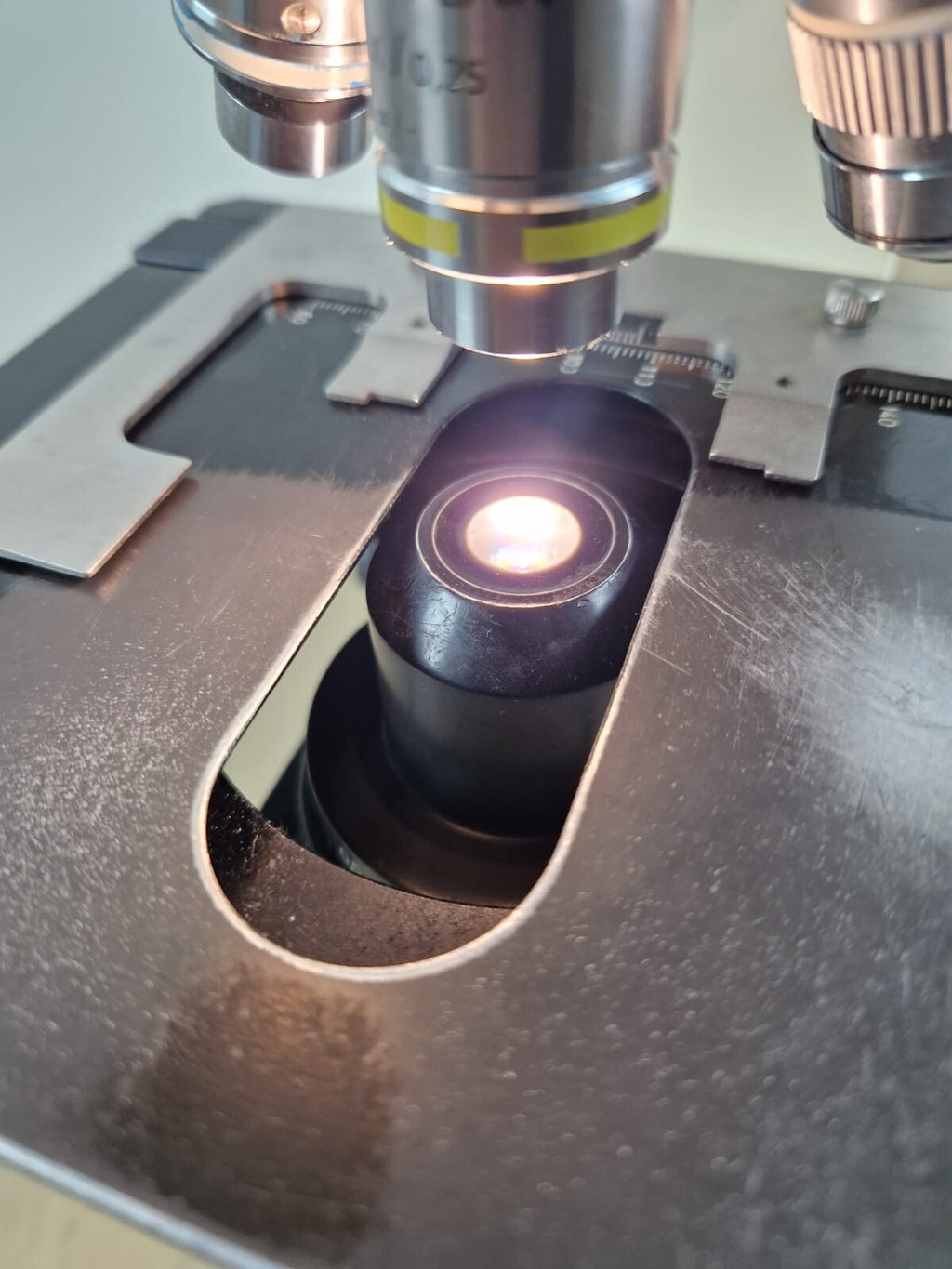 microscope zeiss axiolab E re with 4 objective achroplan4