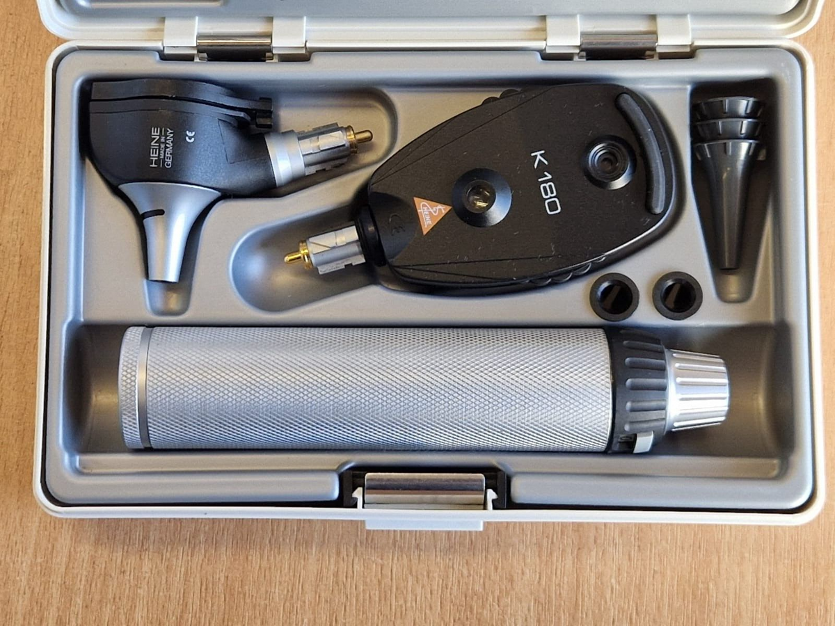 HEINE K180 ophthalmoscope with K180 beta otoscope + handle works D cell battery1