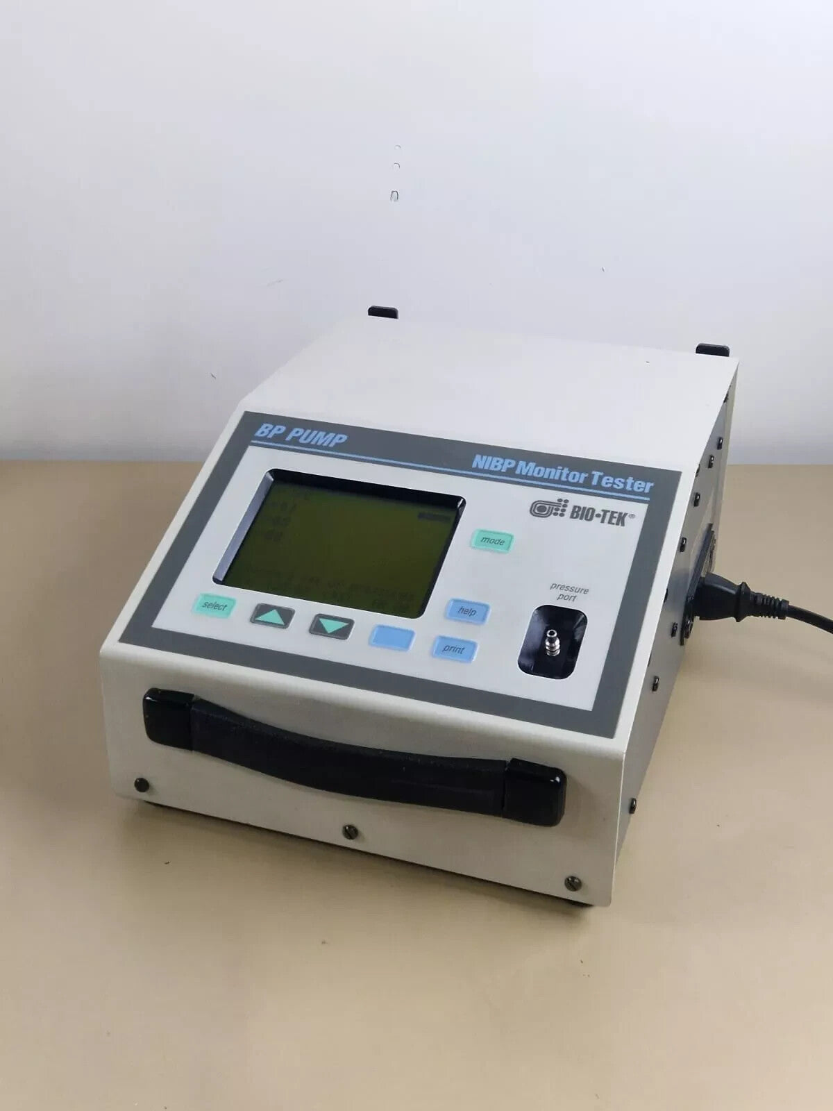 biotek bp pump nibp simulator monitor tester with ECG simulation mode0
