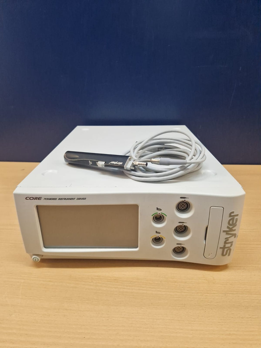 stryker core and ESSx microdebrider sinus handpiece 5290 601 200  + footswitch5
