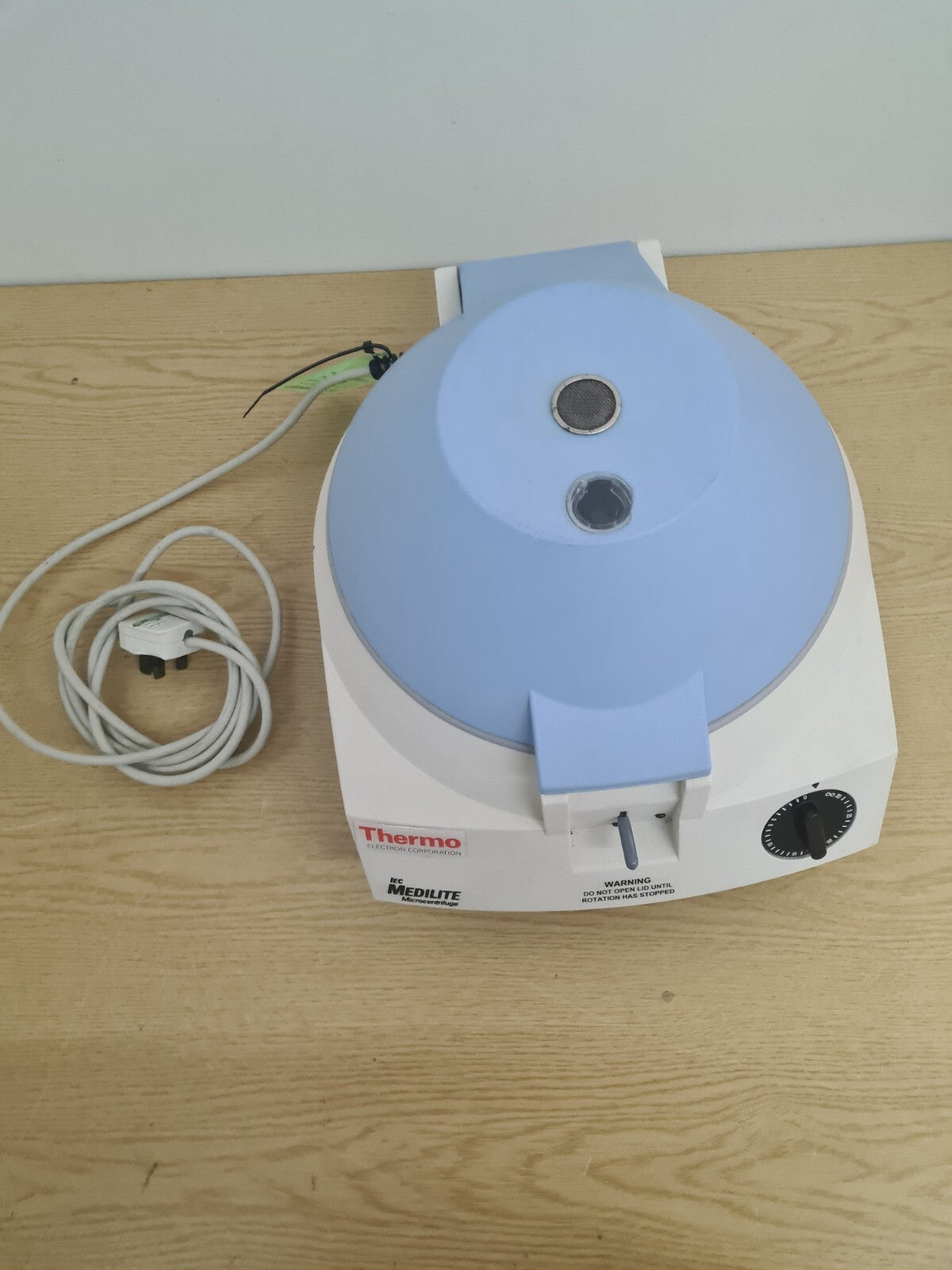 thermo scientific 004490F medilite centrifuge With 6 place rotor0
