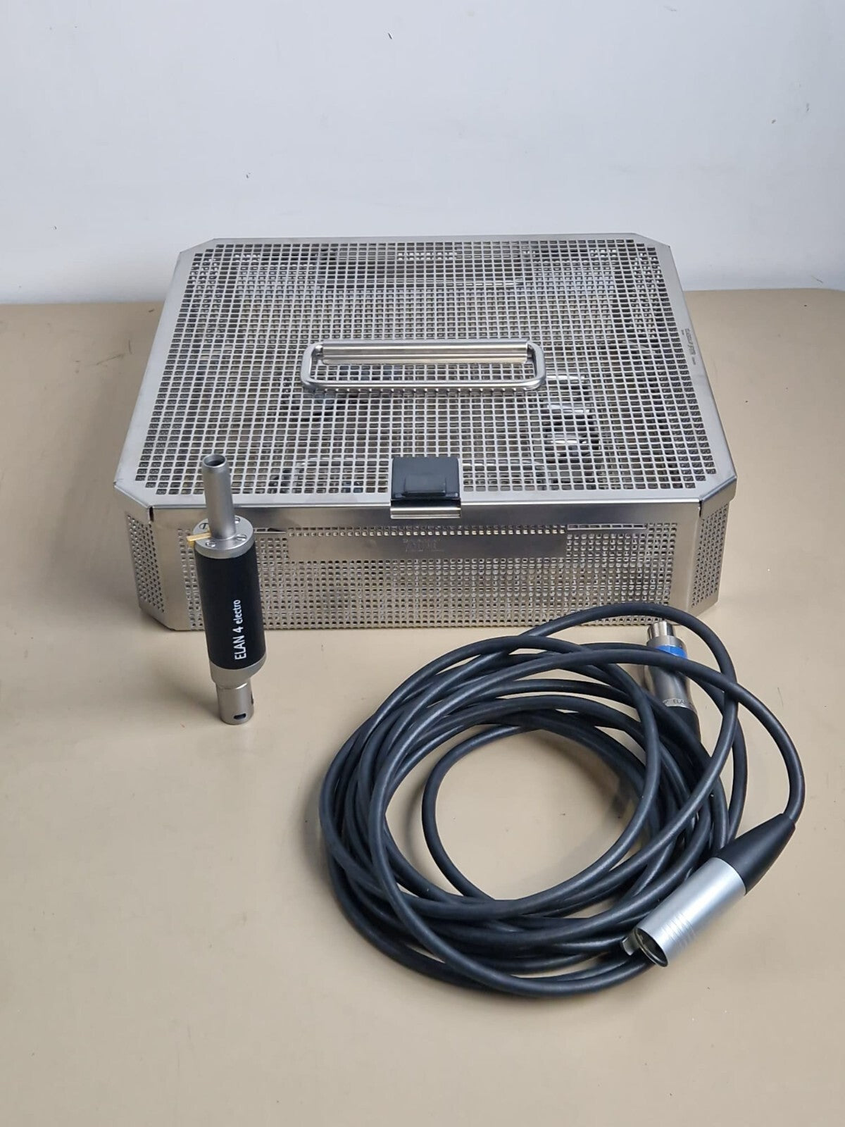 aesculap elan 4 electro motor handpiece with wire cable and JG113R  container1