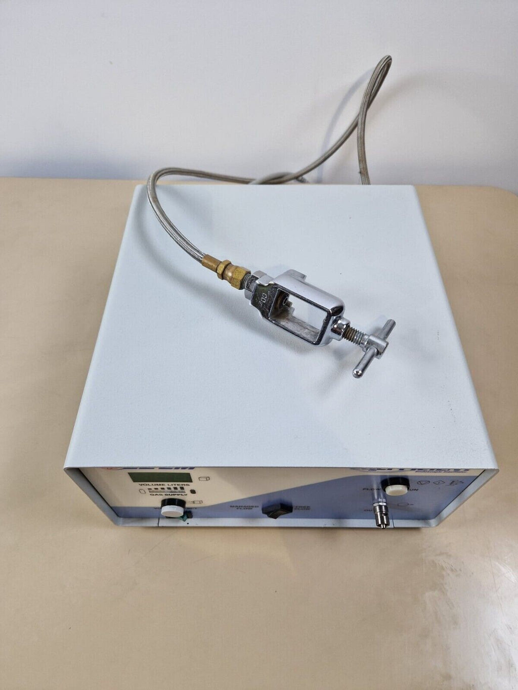 ezem co2 efficient endoscopic insufflator with bottle hose connector insuflator1