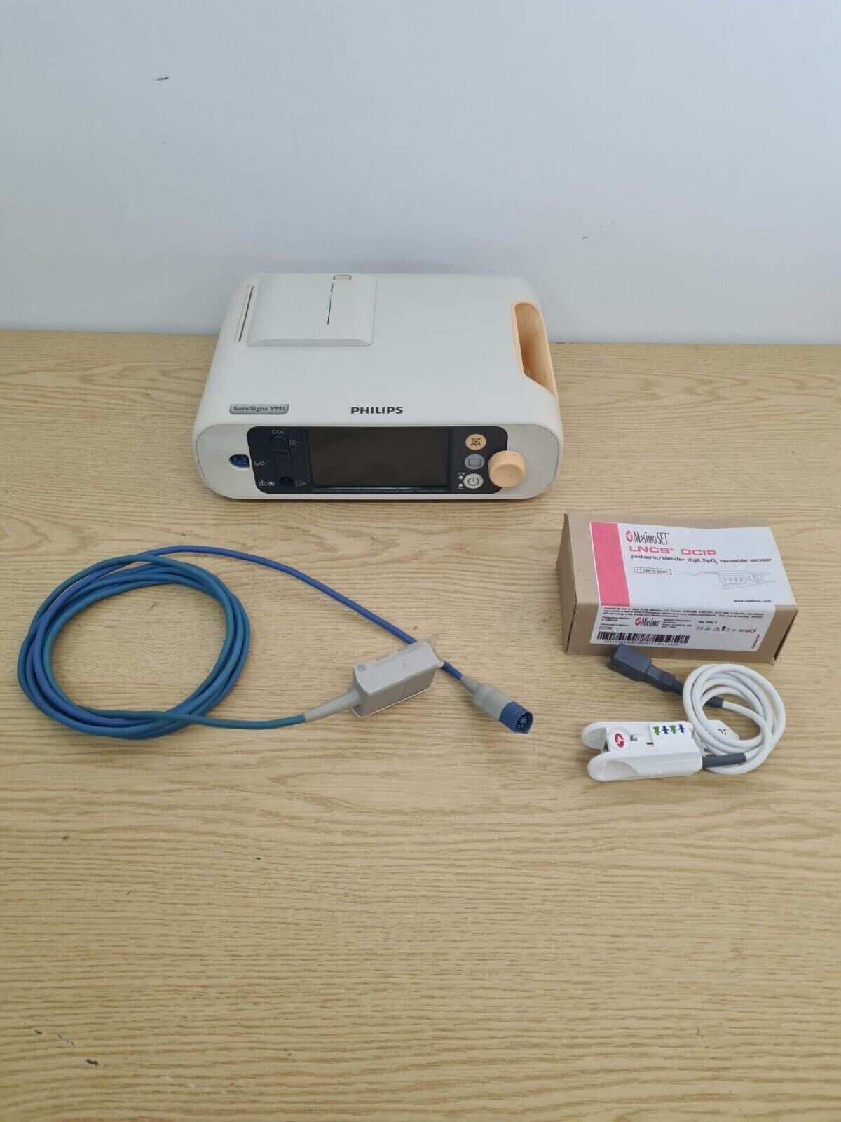 philips 863266 microstream CO2 - capnography + SpO2 patient monitor with printer1