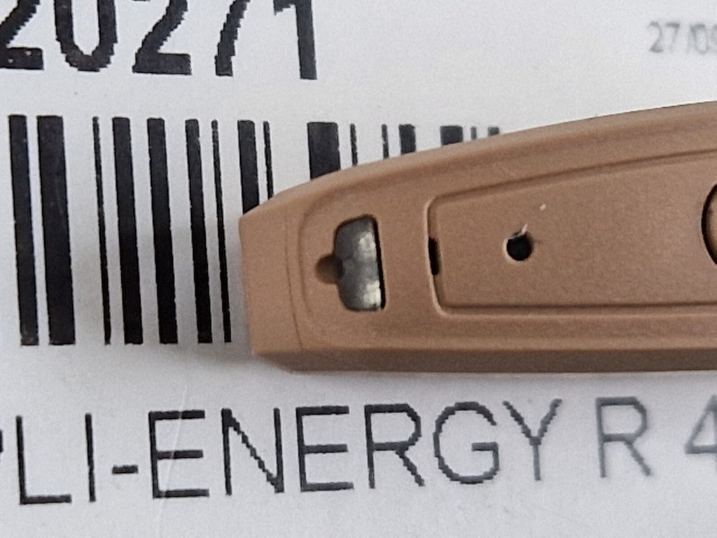 amplifon hearing aid ampli energy model: R4 XQ R SN: 2119260 rev B8