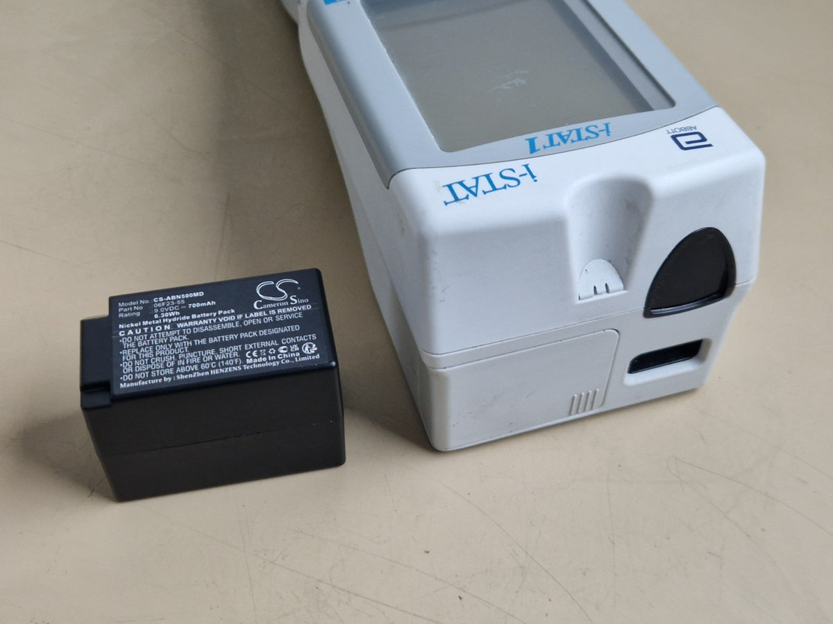 Abbott i STAT 1 Analyser Model 300 with printer and simulator istat + BN battery17