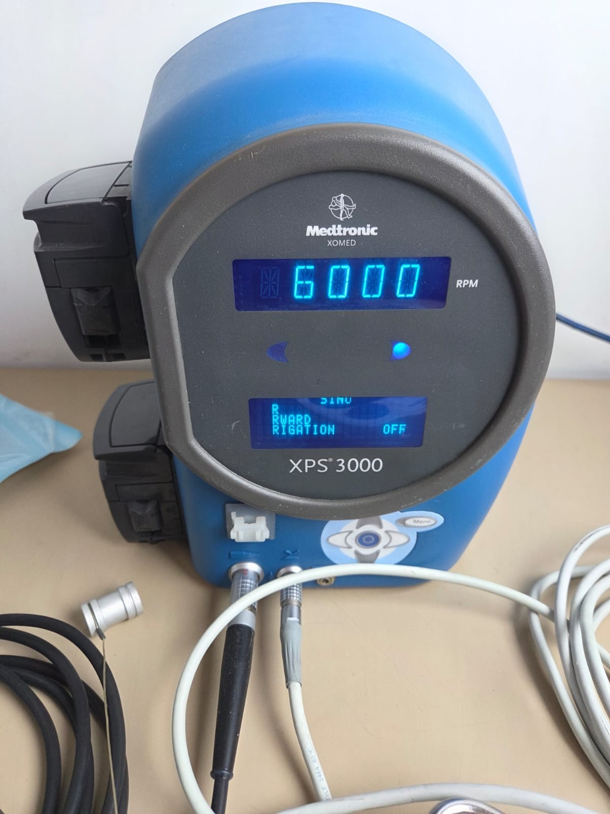 medtronic Xomed XPS 3000 + xomed 18-96200 straight handpiece + footswitch3