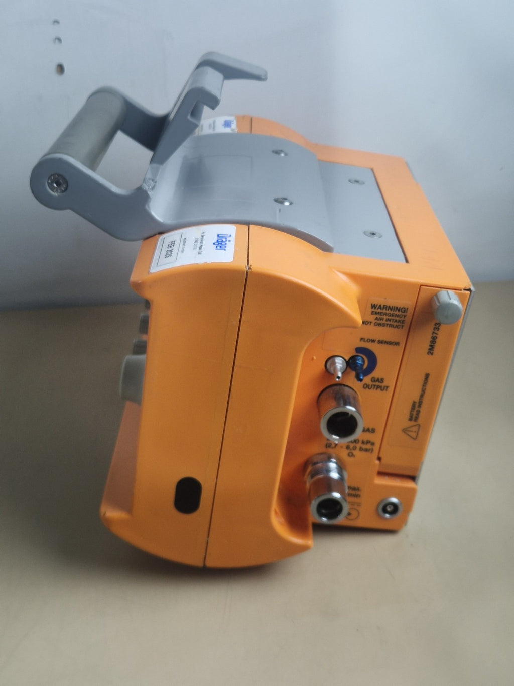 draeger drager oxylog 2000 plus ventilator drager with hose and power adapter9