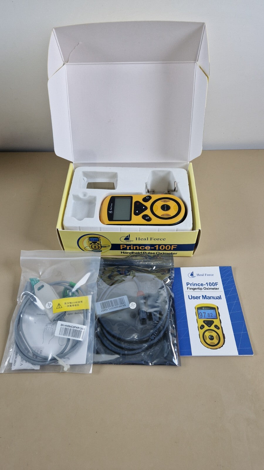 heal force SpO2 patient monitor pulse oximeter handheld with finger probe0