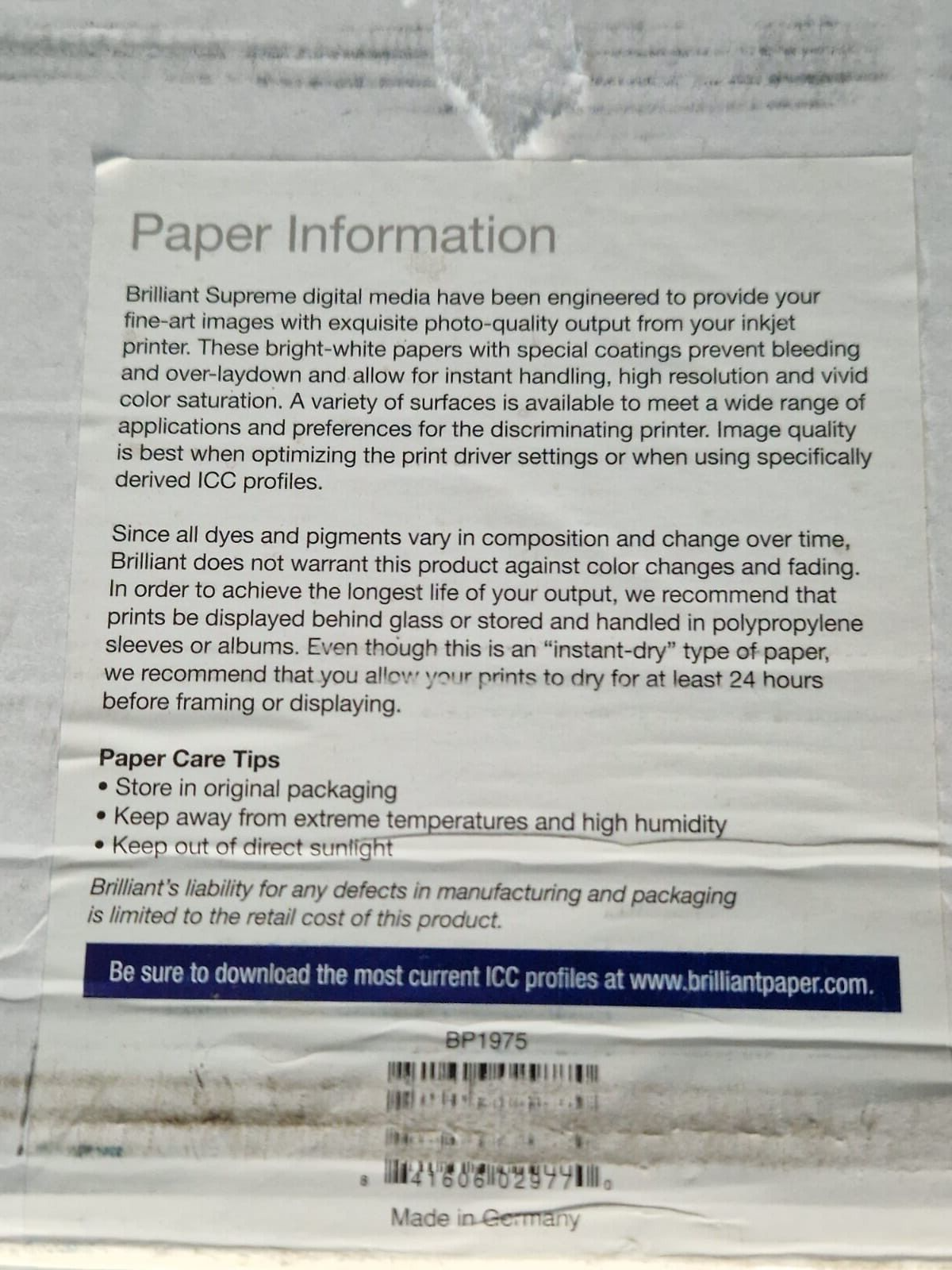 brilliant supreme lustre paper ultimate 44" x 82ft roll (112 cm x 25 m ) 300gsm4