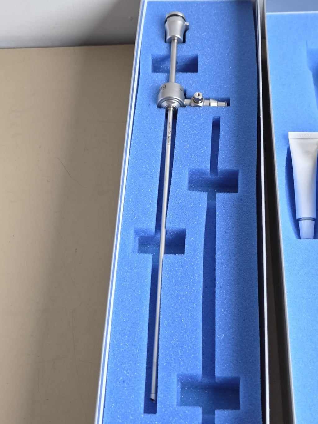 Stryker Hysteroscope 2.9mm 30 degree ref: 0502 729 030 ideal eyes with sheath2