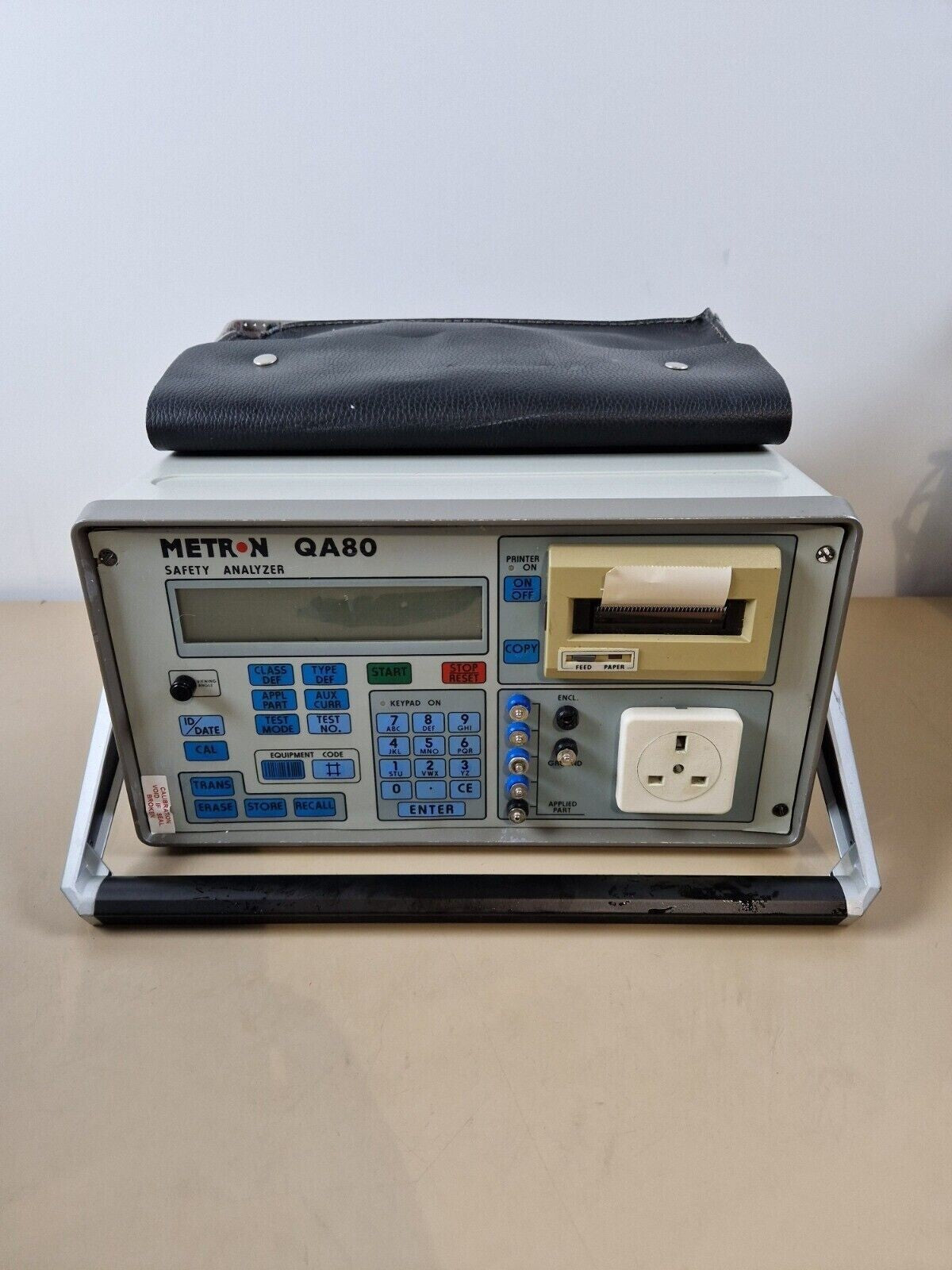 Metron QA80 safety analyser tester1
