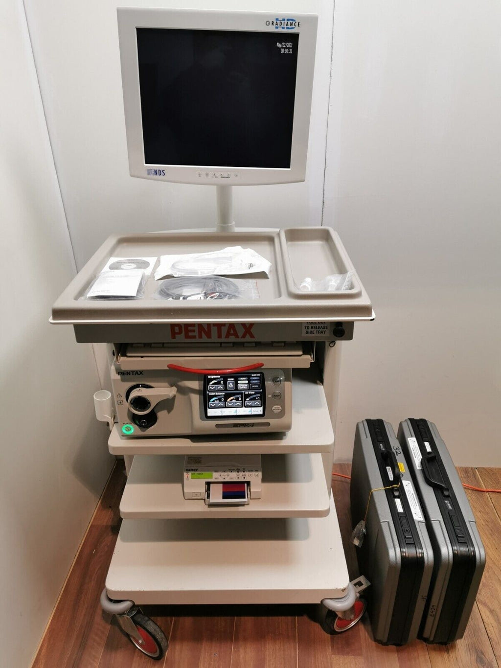 pentax EPK i video processor with  ecy 1570k + eg 2990i + ec 3470fk  endoscope0