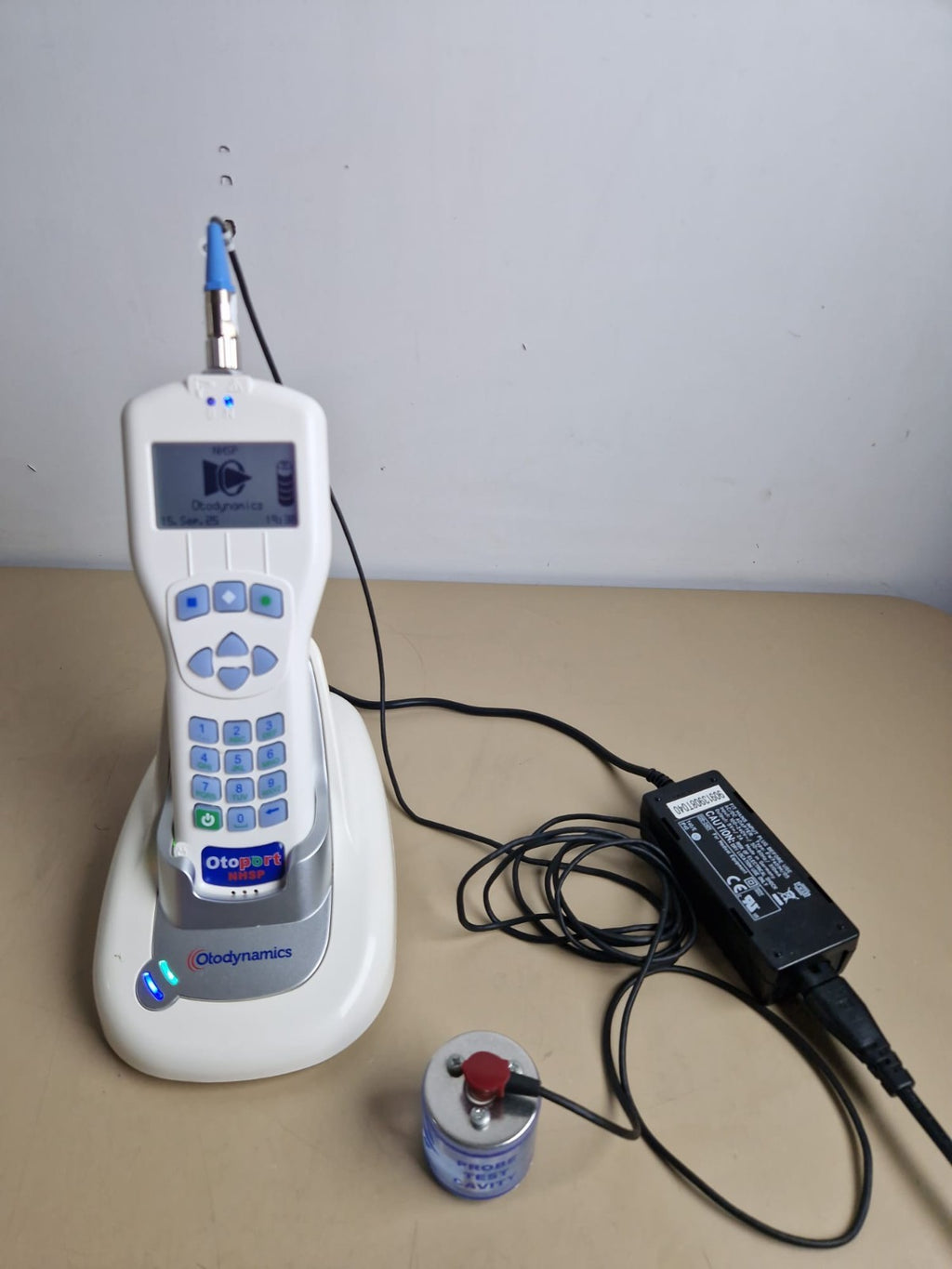 otodynamics NHSP otoport oae with docking station + probe cable + ear probe tip1