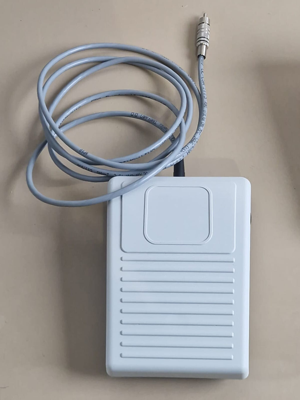 precision plus M finishing touch with handpiece and footswitch13