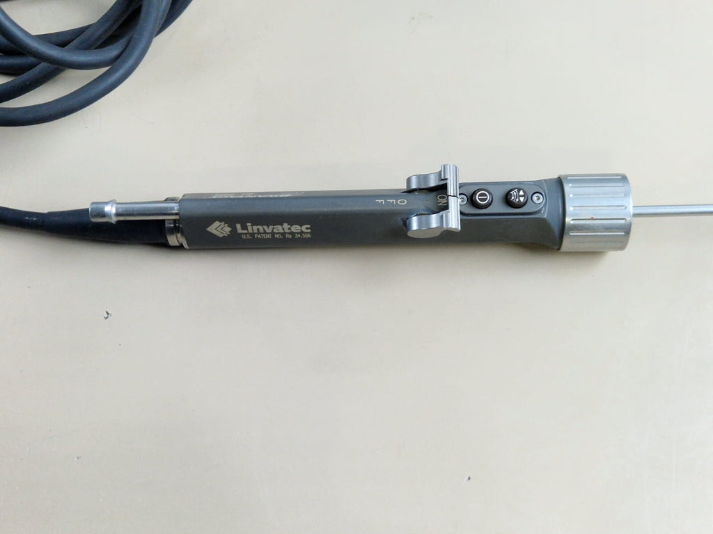 conmed linvatec D3000 advantage system with shaver handpiece D9824 + controller4