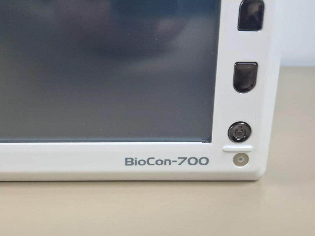 CUBESCAN bioscan 700 ultrasound bladder scanner   touch screen   in calibration7