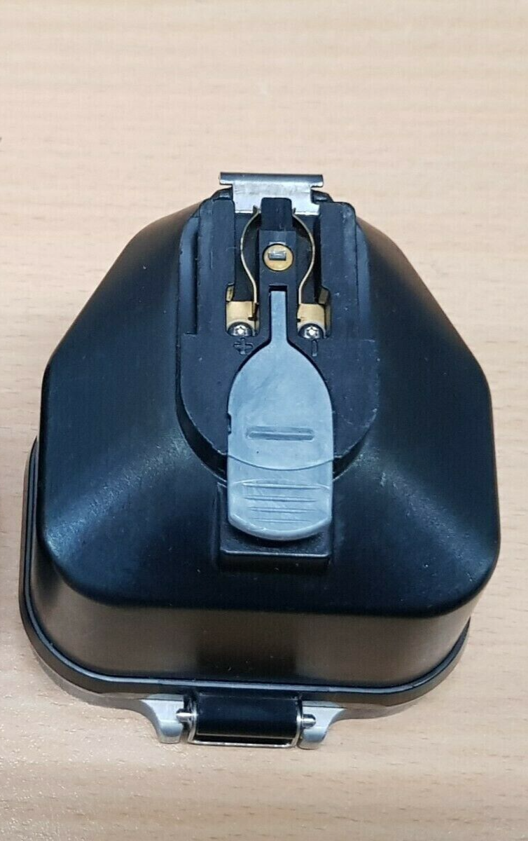conmed linvatec hall pro 3110 battery housing case2