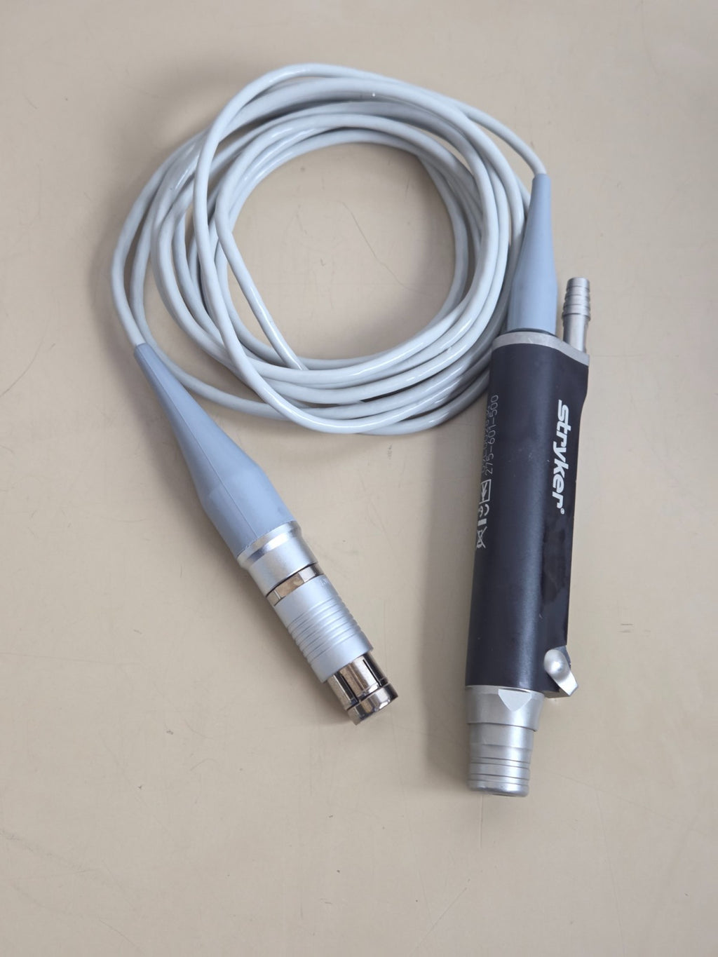 Stryker Small Joint Shaver 275-601-500 with a sample bit2