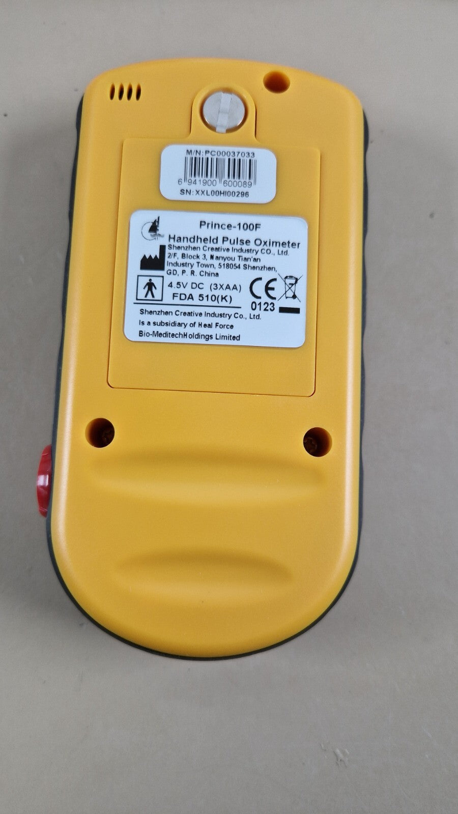 heal force SpO2 patient monitor pulse oximeter handheld with finger probe3