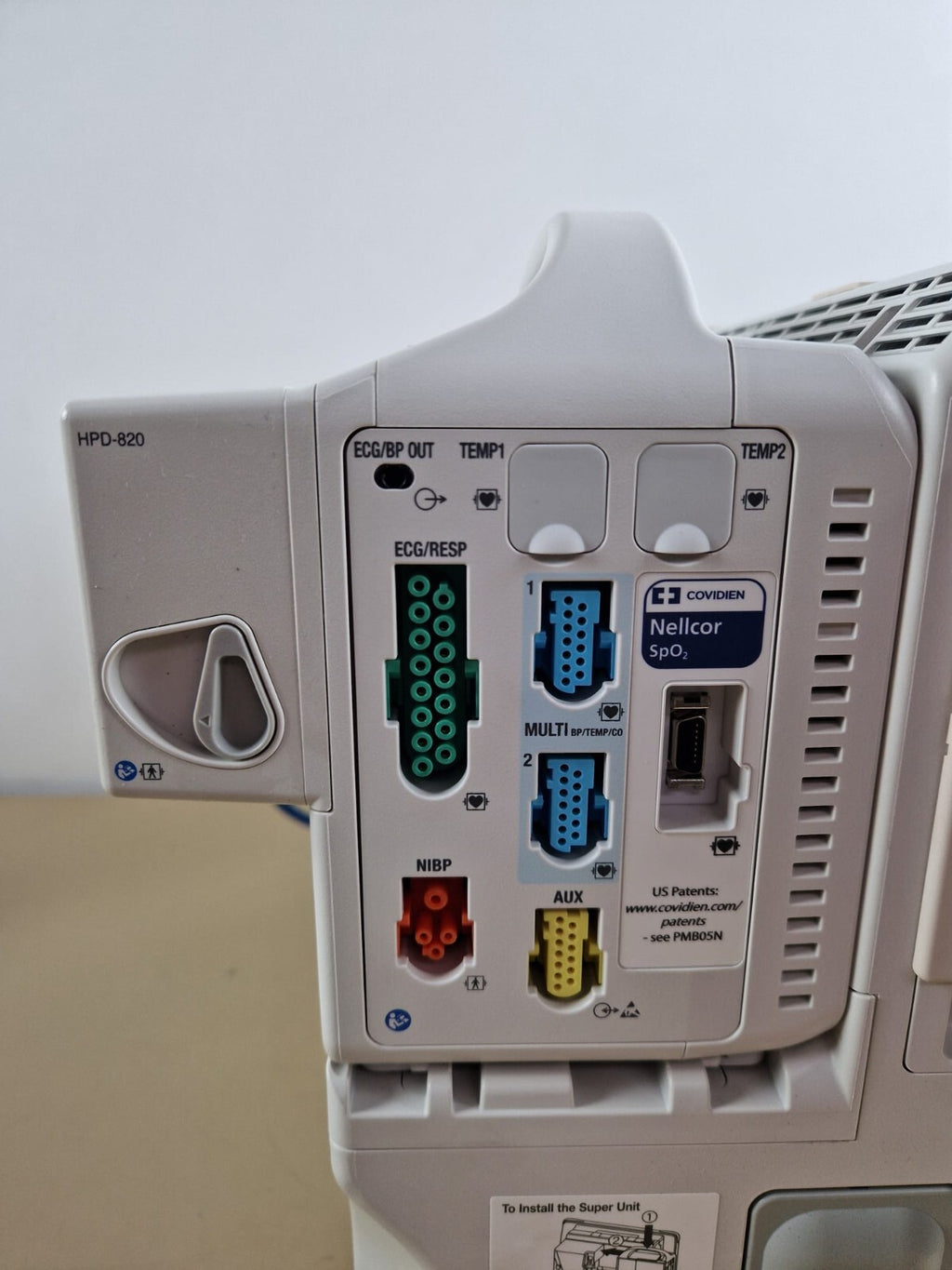 patient monitor fukuda denshi DS 8400 with dynascope DS 8700N + CO2 module2