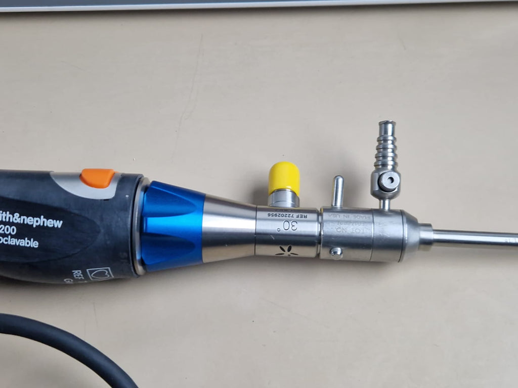 smith nephew dyonics 72203360: Camera head HD1200 autoclavable + 4mm 30 degree scope