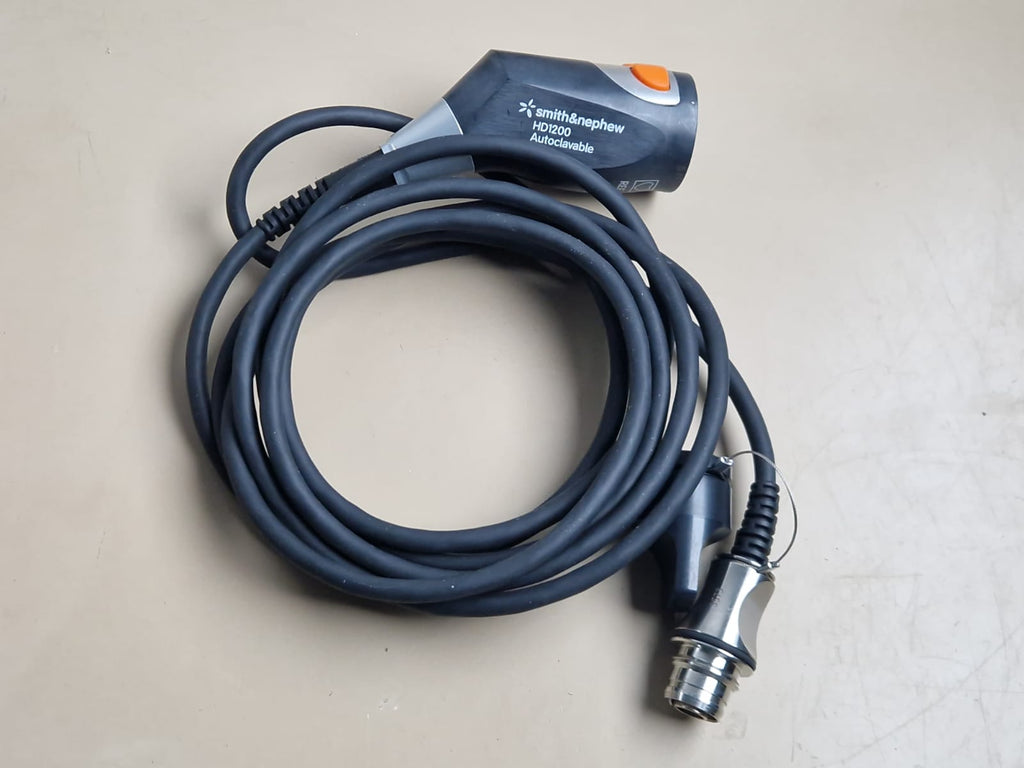 smith nephew dyonics 72203360: Camera head HD1200 autoclavable + 4mm 30 degree scope