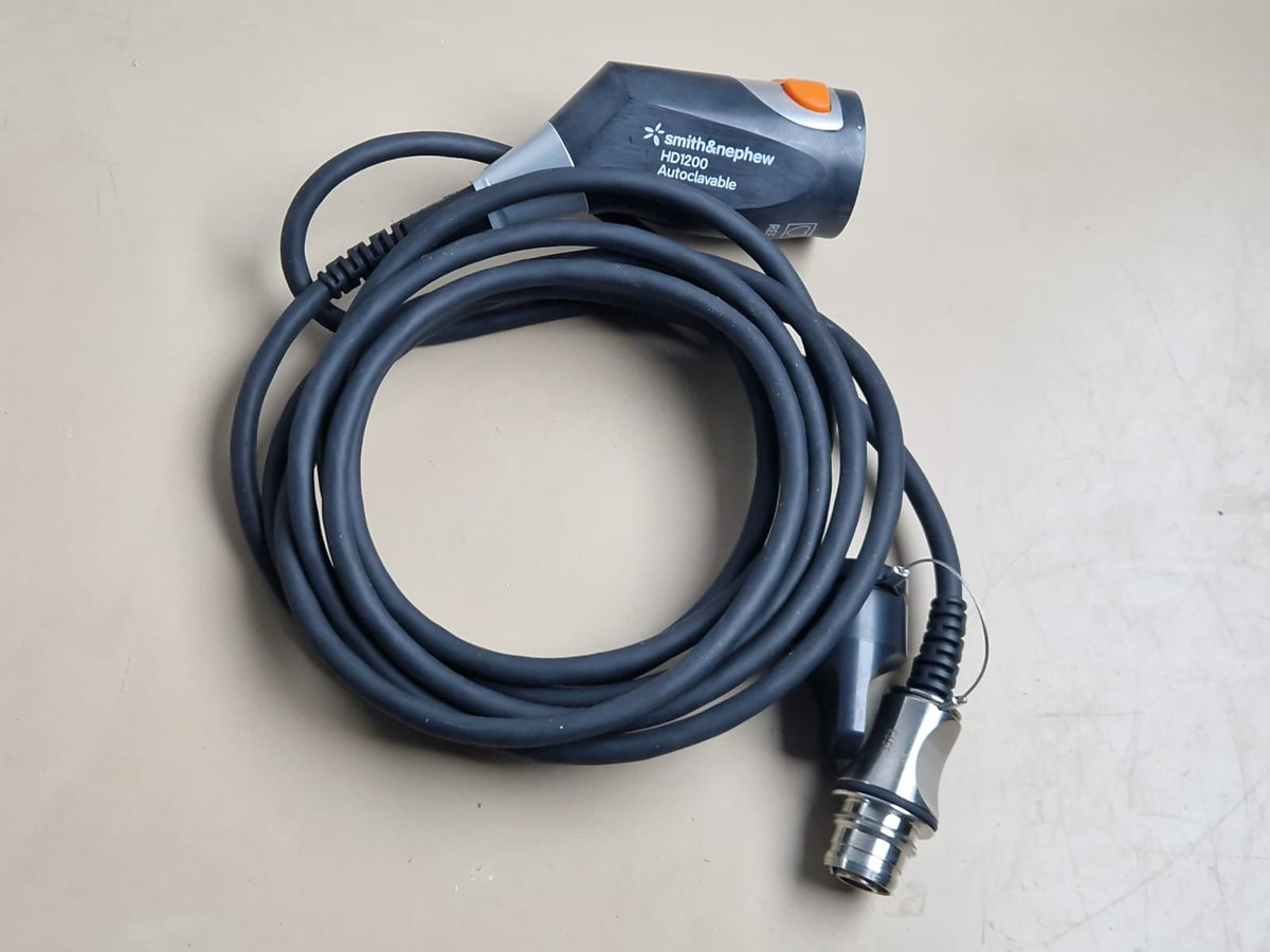 smith nephew dyonics 72203360: Camera head HD1200 autoclavable + 4mm 30 degree scope
