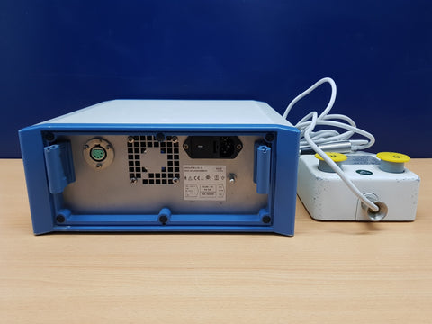 Rear plate of Aesculap ELAN-EC GA835 indicating serial number and voltage