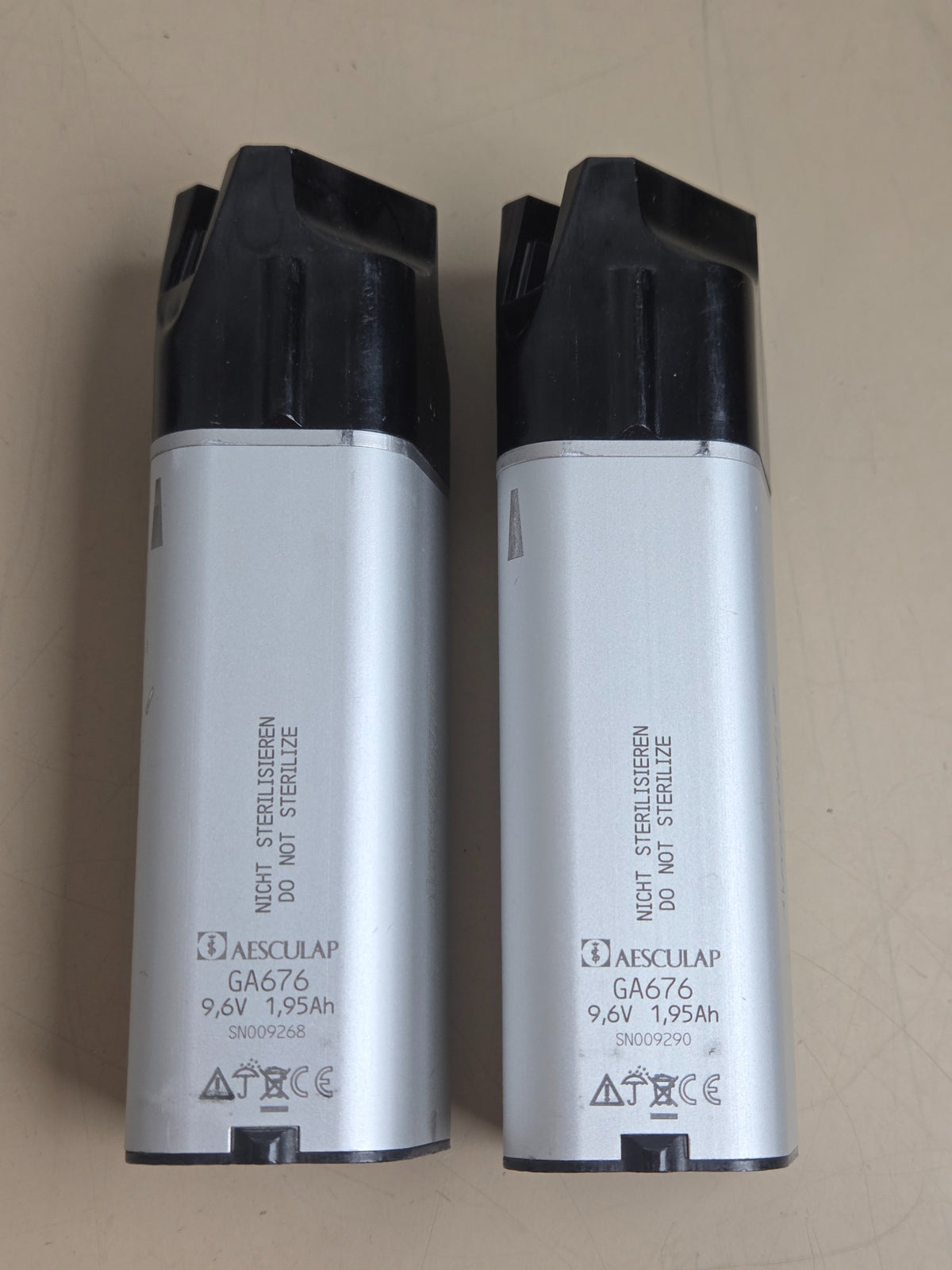Two Aesculap GA676 Acculan NiMH batteries 9.6V 1.95Ah