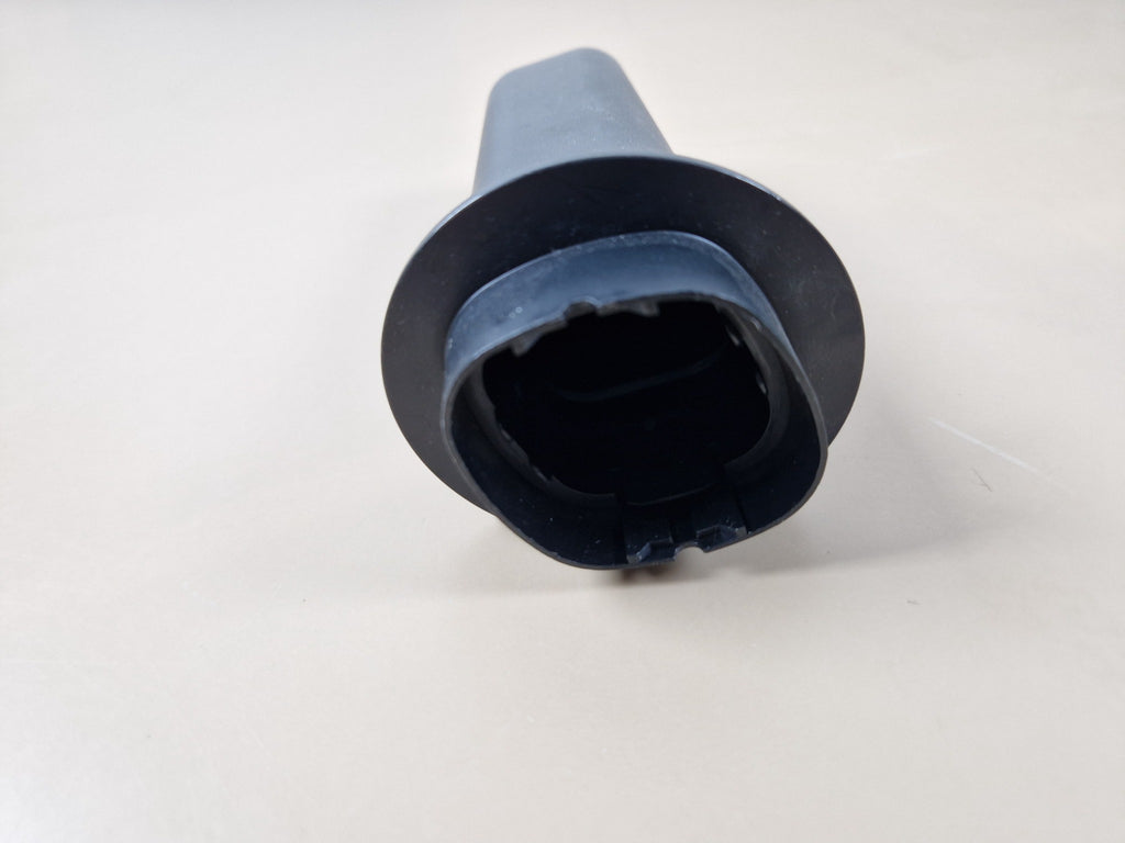 Aesculap GA679 Acculan 3Ti battery removal device angled end view