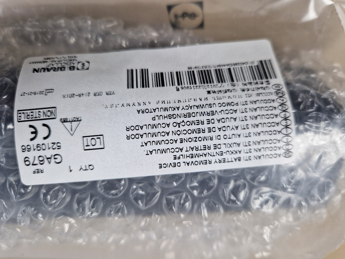 Aesculap GA679 Acculan 3Ti battery removal device label close-up