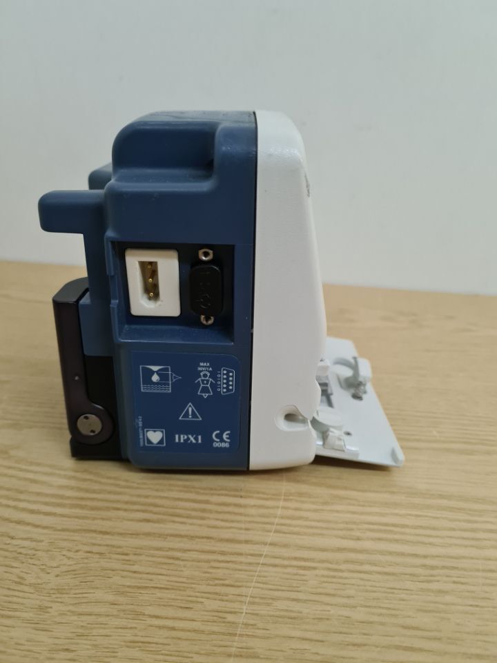 Alaris Asena GW IV infusion pump with drop sensor